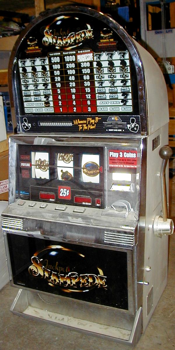 Jackpot Stampede Slot Machine